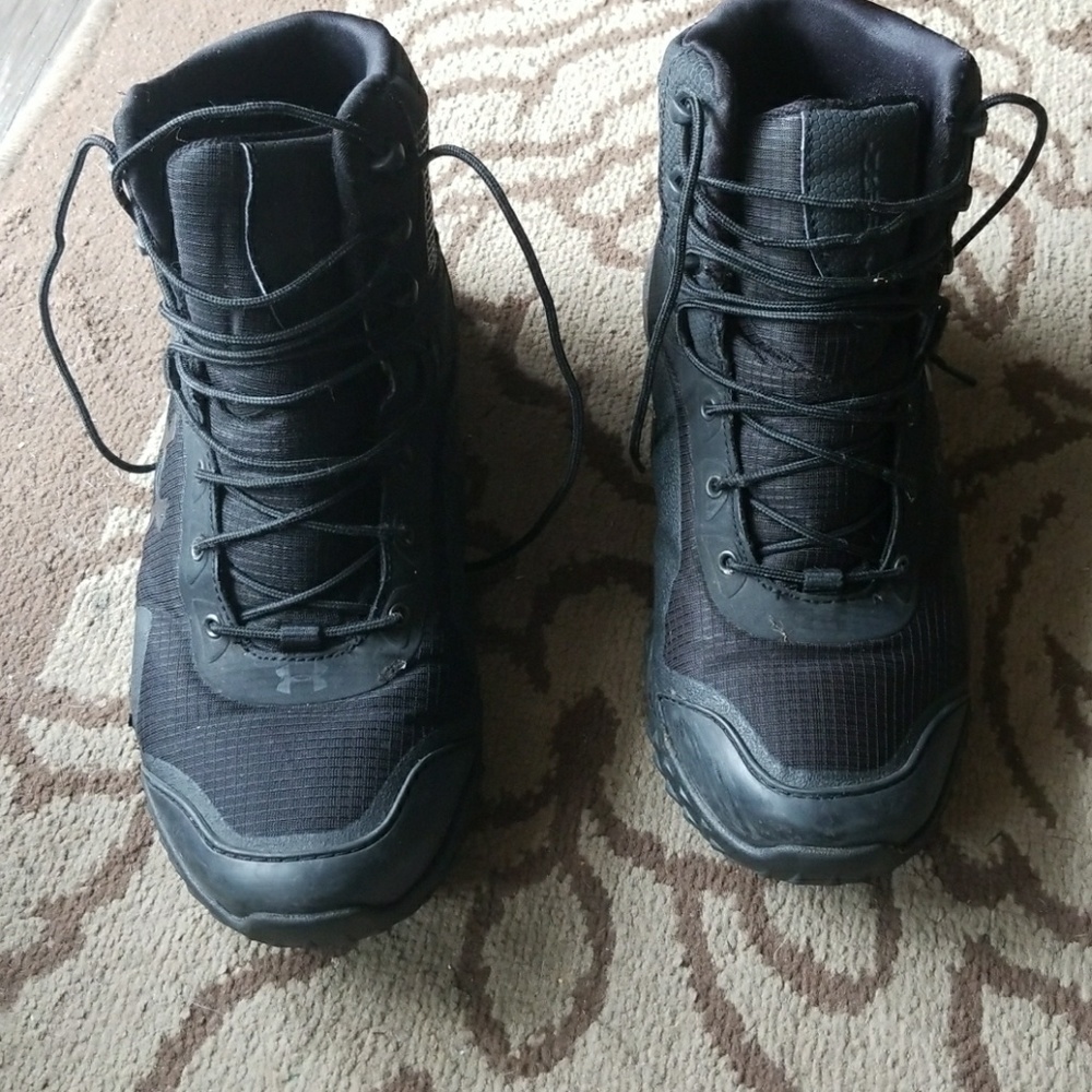 Under armour valsetz